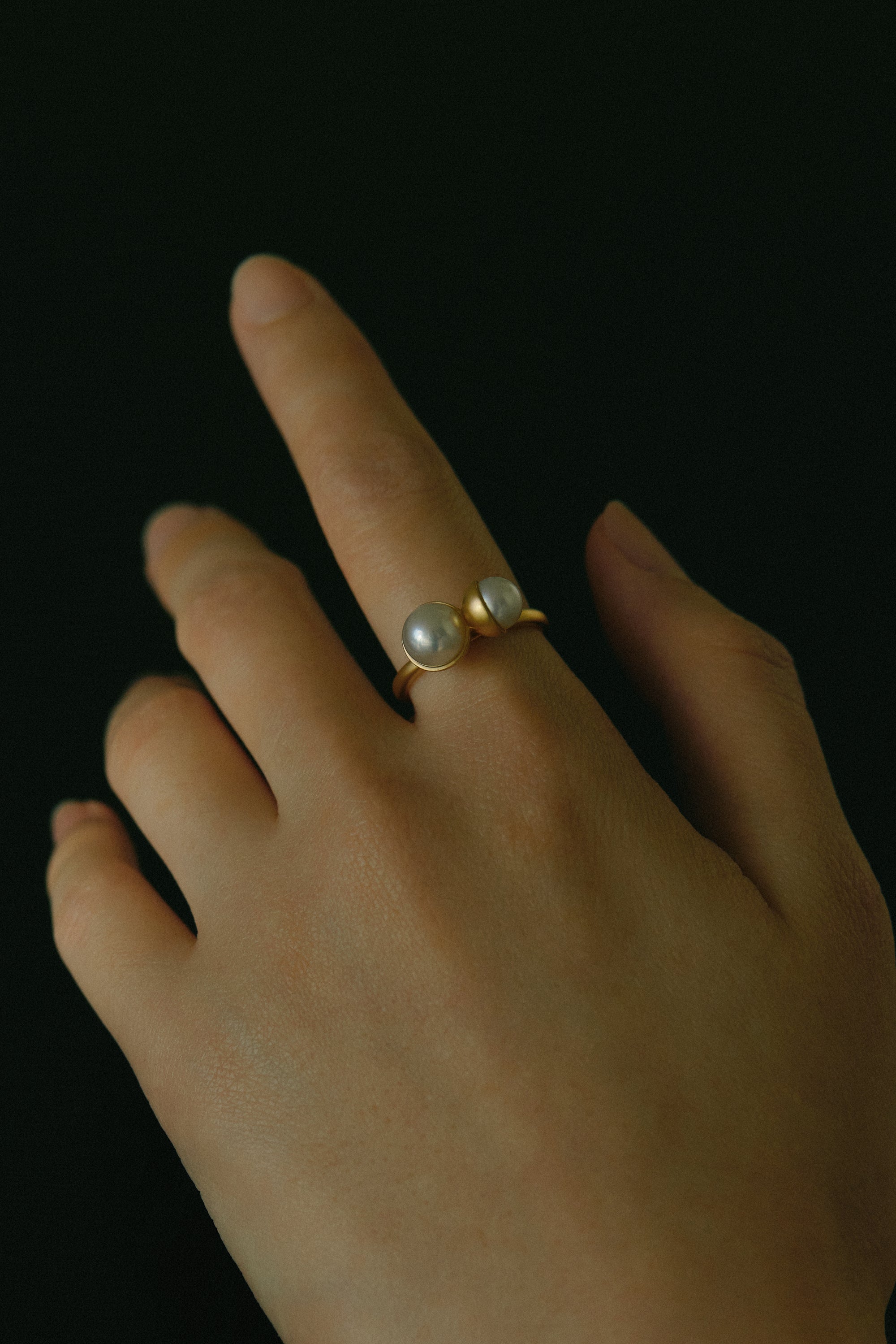 Yukimoto Japan-inspired Bullet Pearls ring featuring natural Akoya pearl and sculptural design