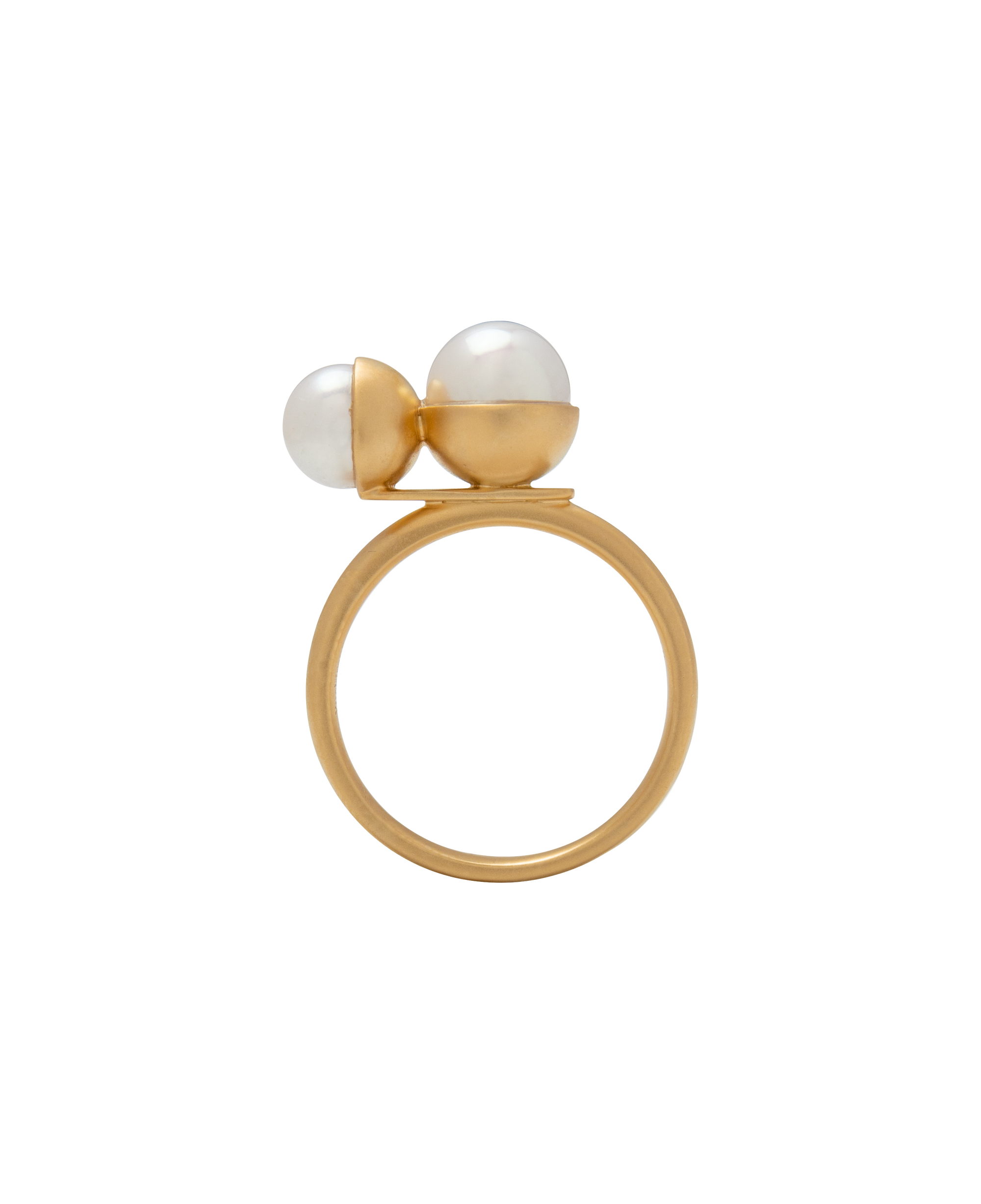 Yukimoto Japan-inspired Bullet Pearls ring featuring natural Akoya pearl and sculptural design