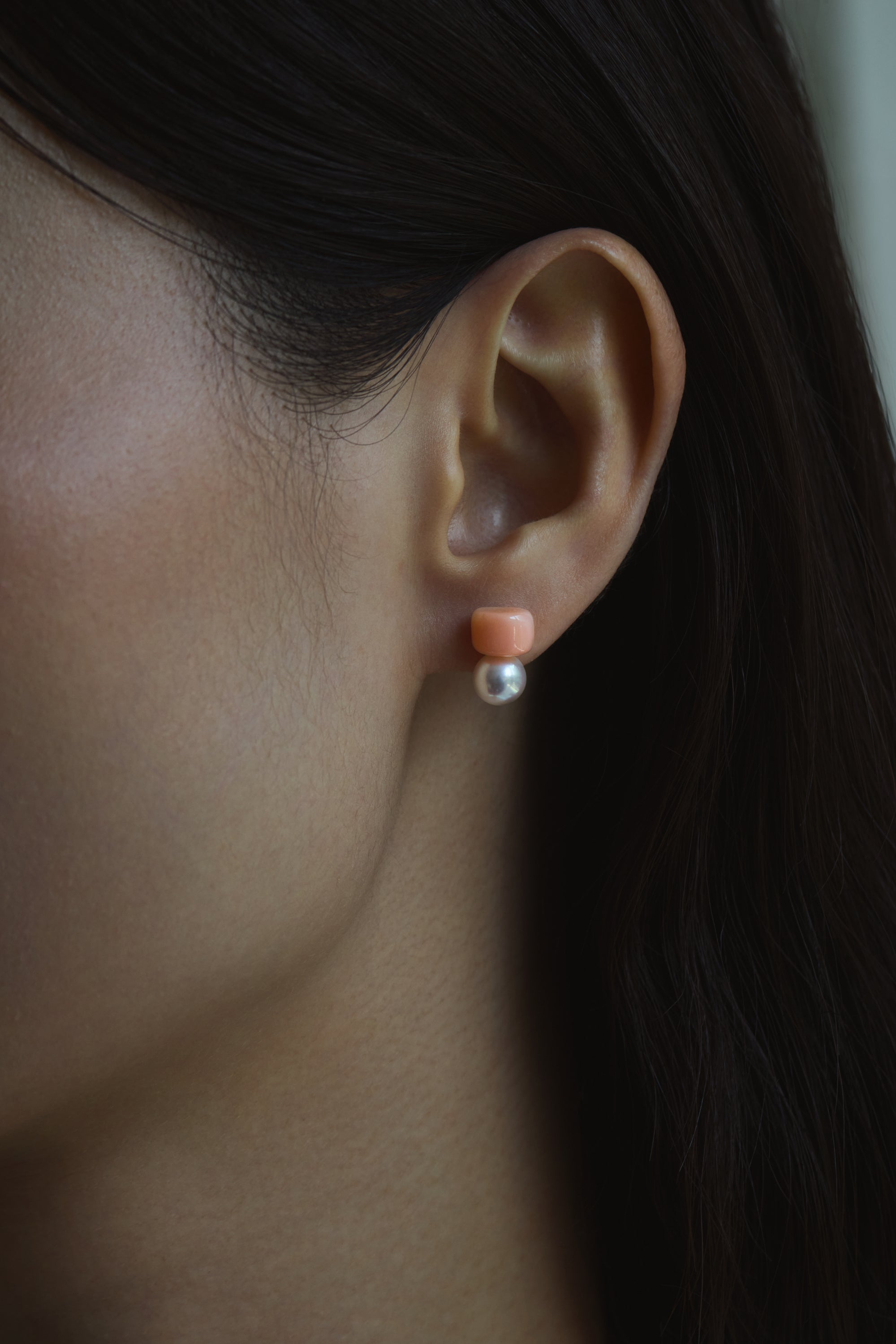 Momo Pearl Duo Studs