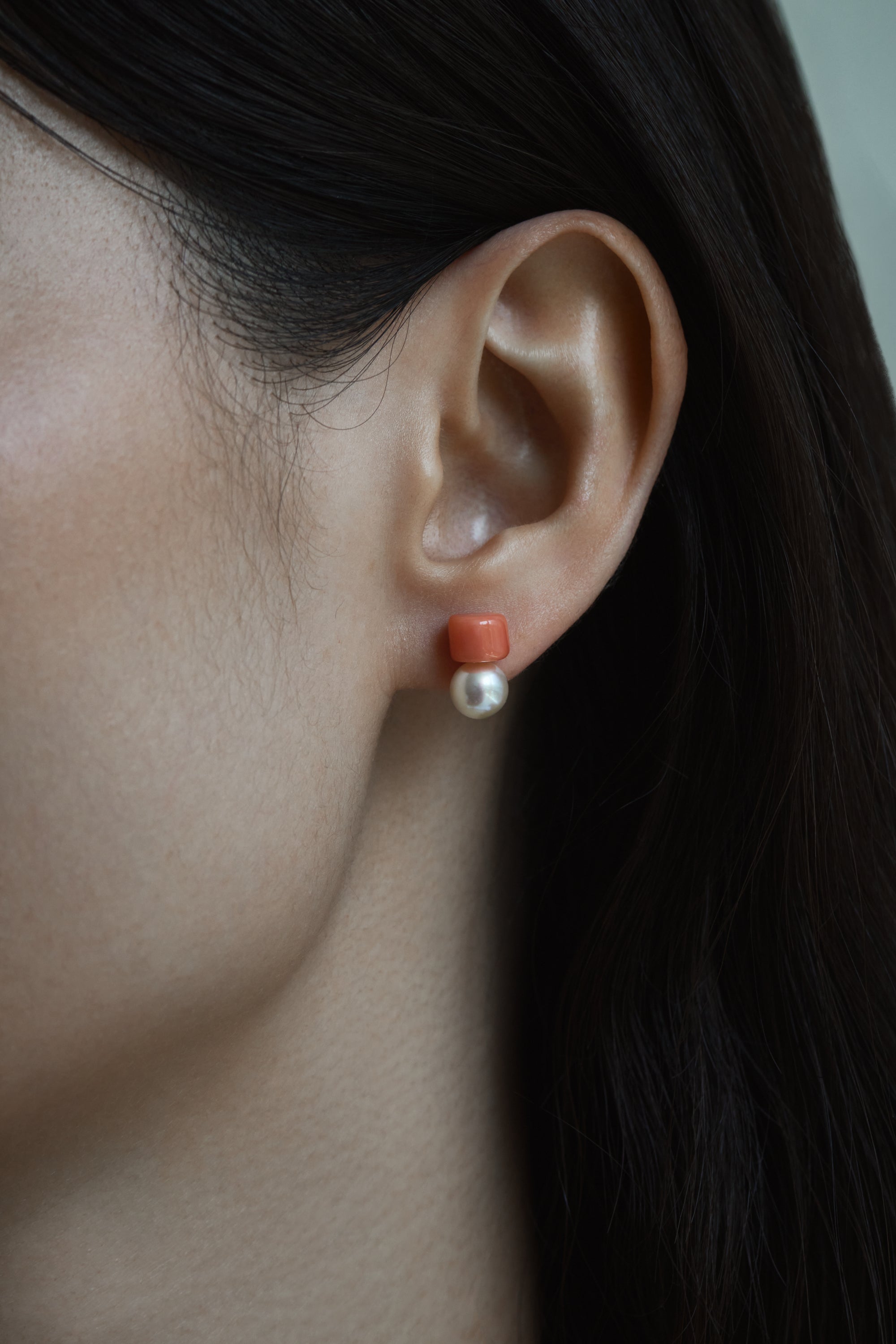 Momo Pearl Duo Studs