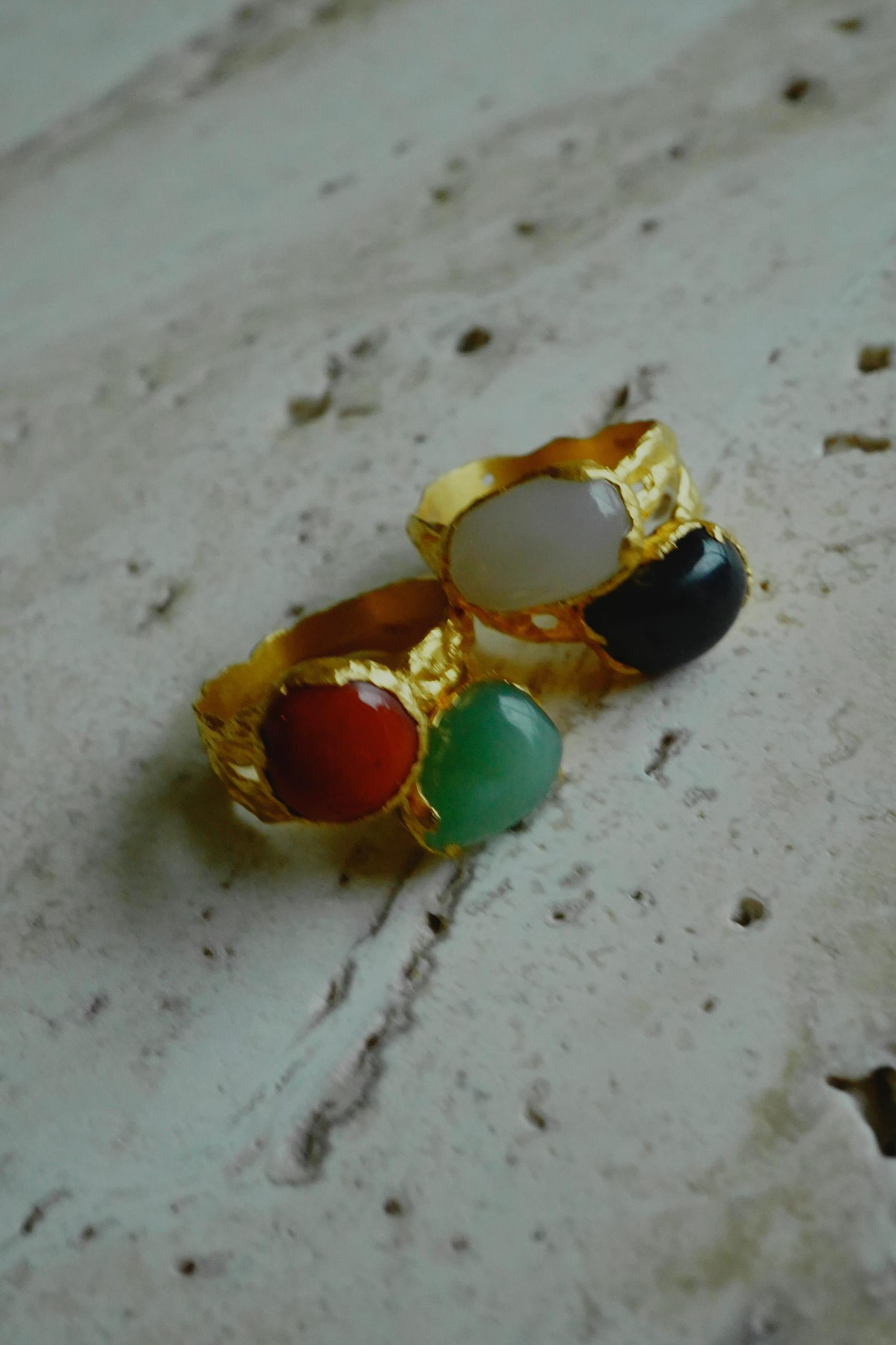 Candy Jade White Ring 18k