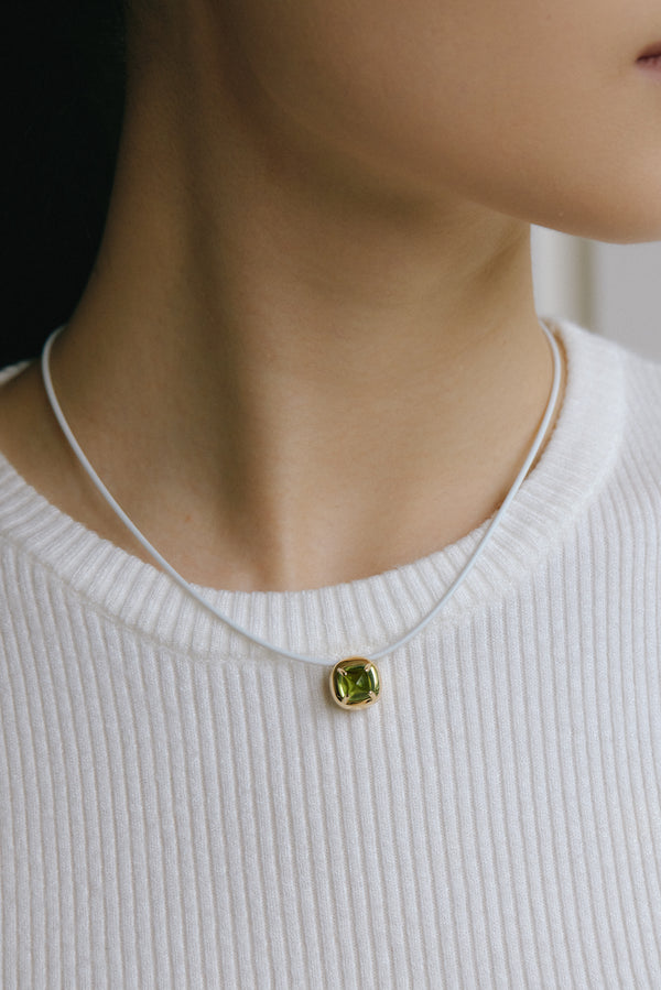 Candy Olivine Pendant 18k
