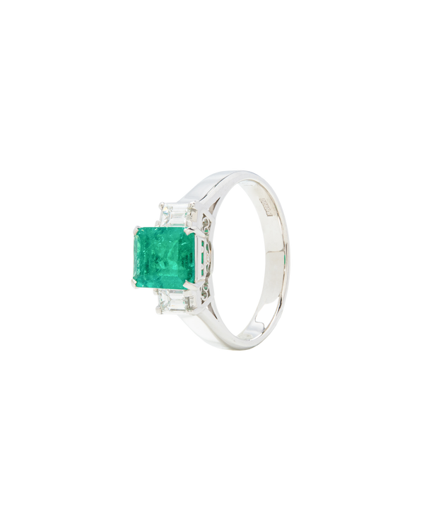 Muzo Emerald Diamond Ring
