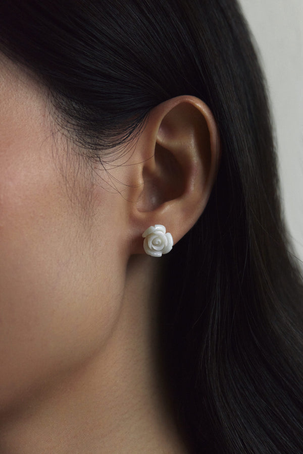 Shiro Sango Roses Ear Studs