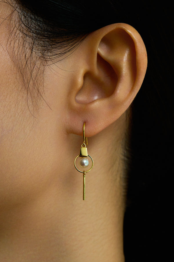 Geometric Akoya Pearl Dangling Earrings