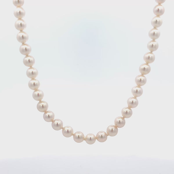 Elegant Akoya pearl necklace featuring 5.5–6mm perfectly round pearls with exceptional lustre.